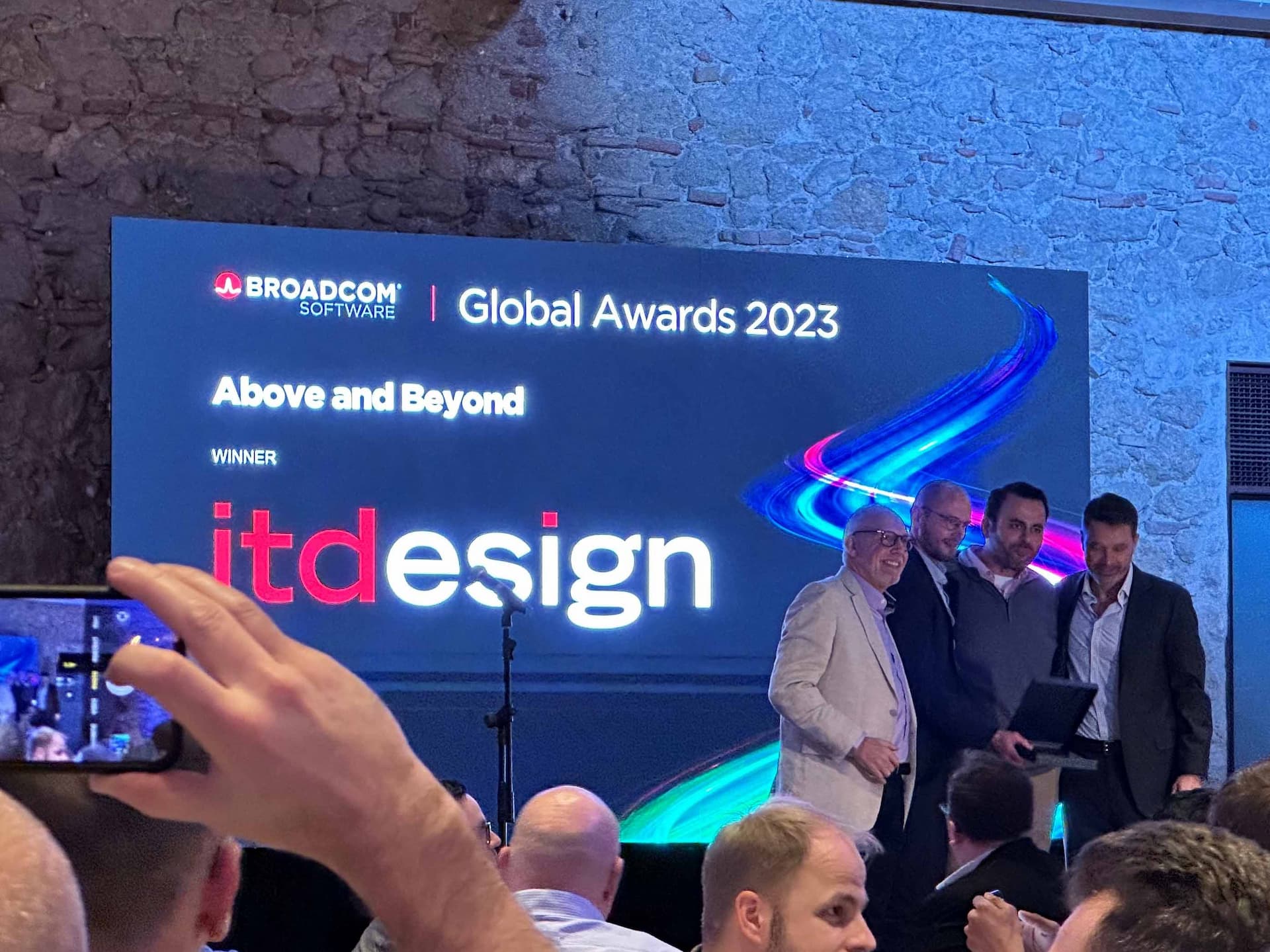 itdesign zu Gast auf dem Broadcom Partner Momentum Summit 2023 in Barcelona